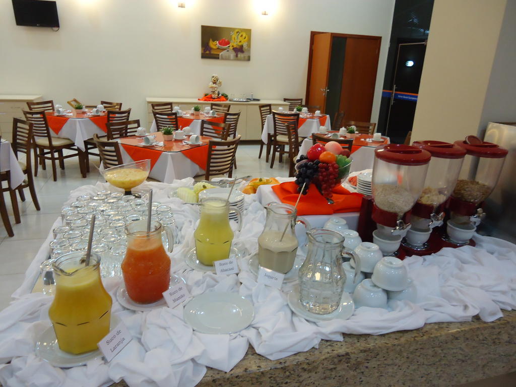 Hotel Dom Baroni Guarapuava Bagian luar foto