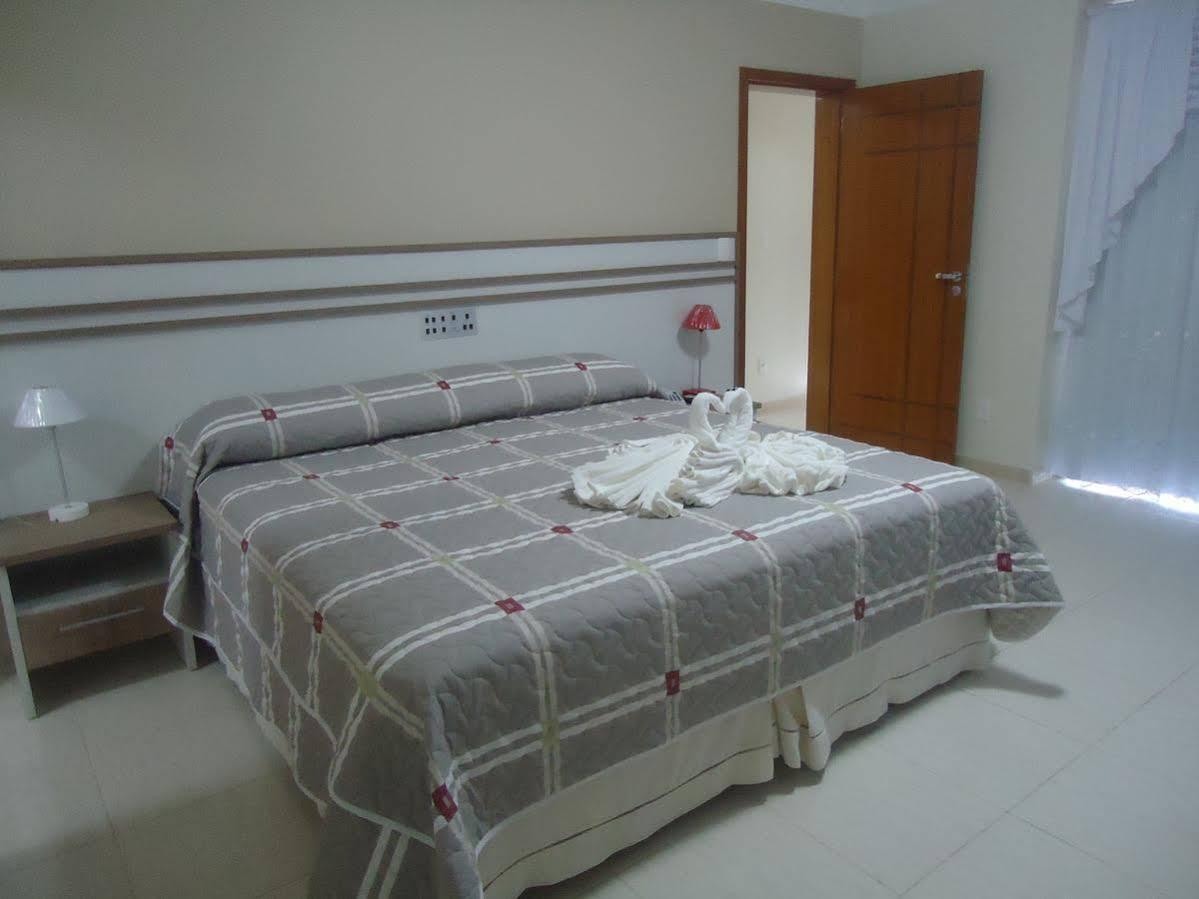 Hotel Dom Baroni Guarapuava Bagian luar foto